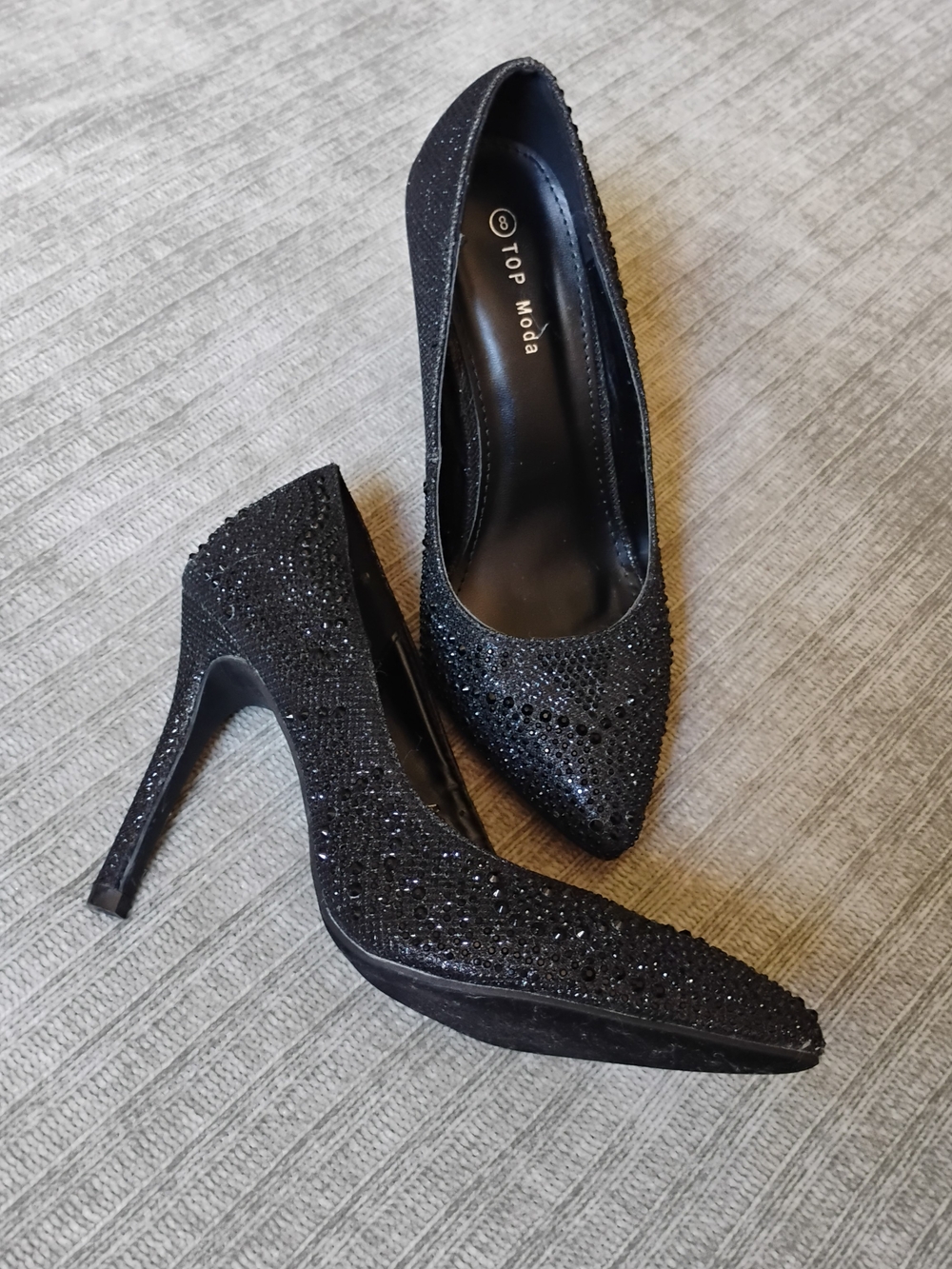 Top Moda Black Rhinestone Pointed Toe Stiletto Pumps BAT-61 Size 8